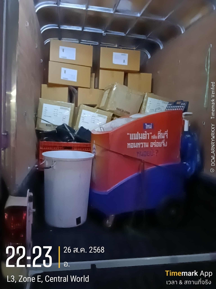 รถบรรทุกขนของ ขนย้ายของ จำนวนมาก พร้อมอุปกรณ์ให้บริการขนย้ายบ้าน ย้ายคอนโด ย้ายหอพัก ขนย้ายเฟอร์นิเจอร์อย่างมืออาชีพ บริการขนย้ายทั่วไทย รับจ้างขนของ บริการขนย้ายคุณภาพดี ราคาเป็นกันเอง