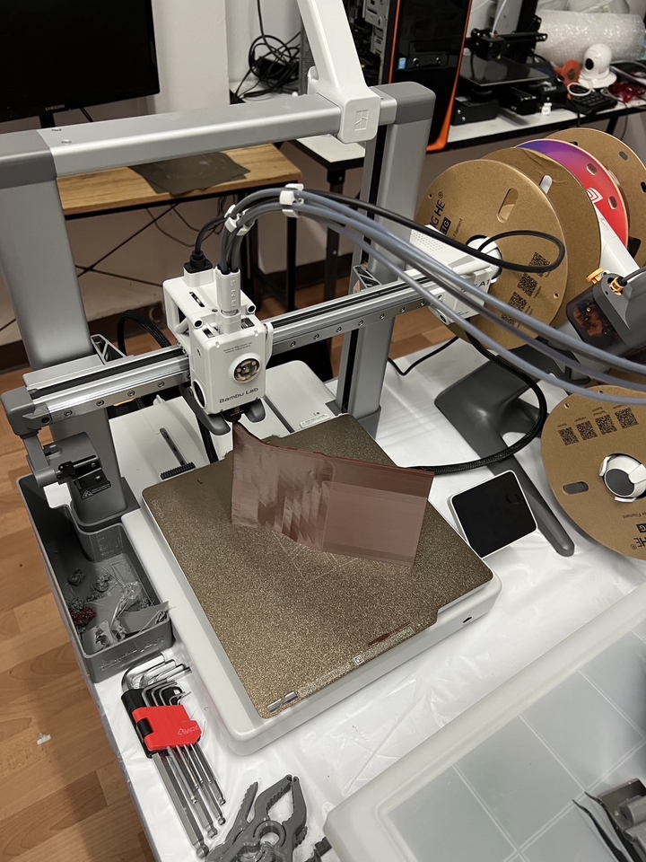 รับปั้นโมเดล3D พิมพ์3มิติ ออกแบบสินค้า