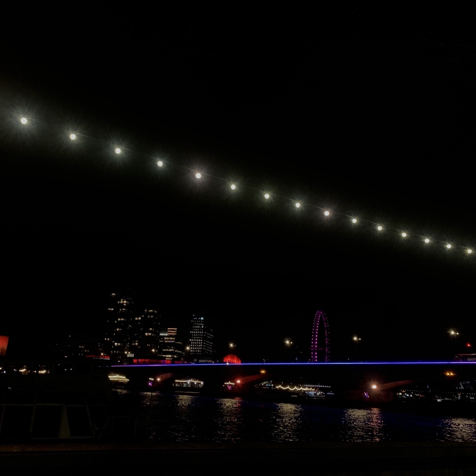 รับถ่ายวีดีโอแต่งงาน ตัดต่อวีดีโอ ถ่ายภาพโดรน กรุงเทพฯ