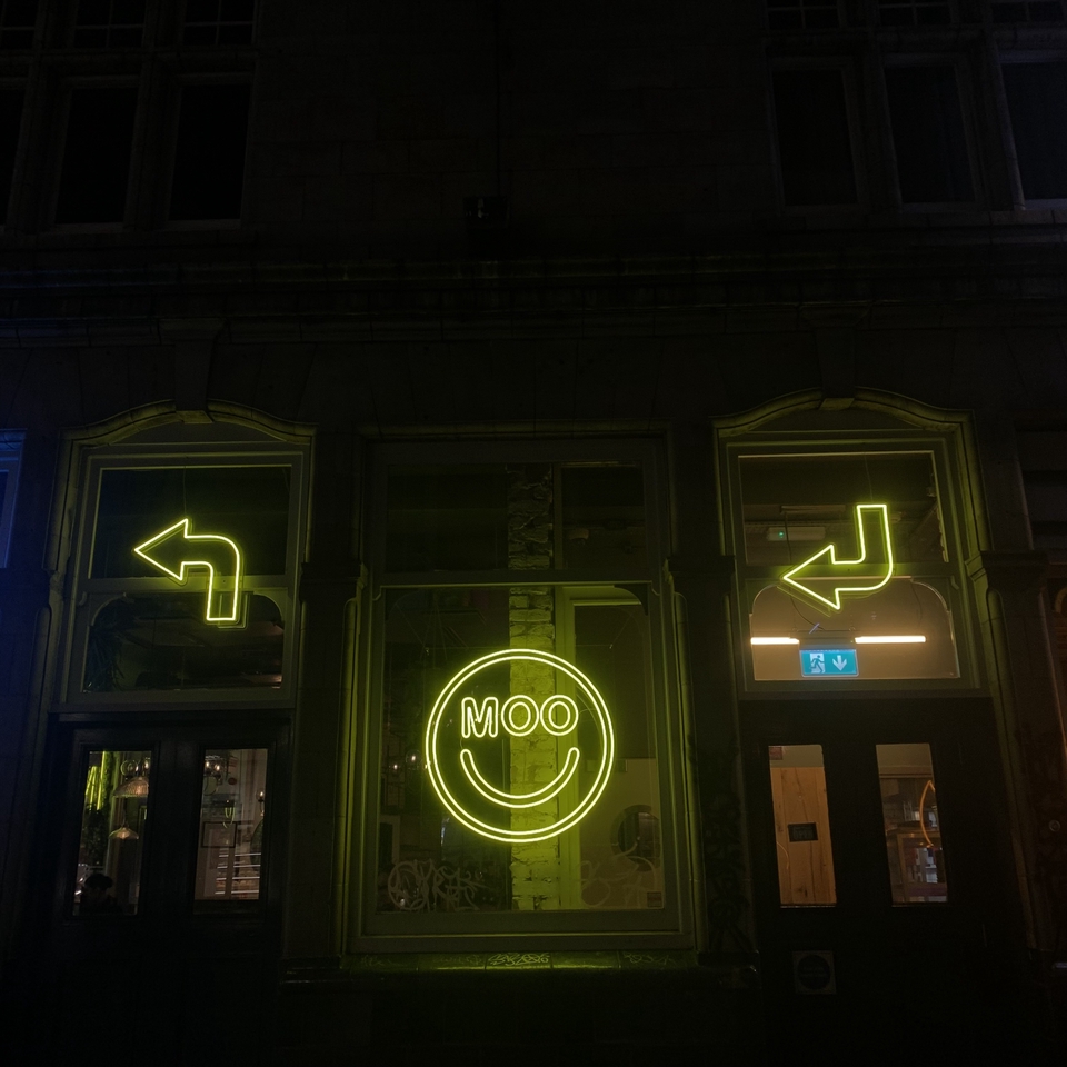 รับตัดต่อวีดีโอ ถ่ายวีดีโอ งานแต่ง งานอีเว้นท์ ราคาถูก