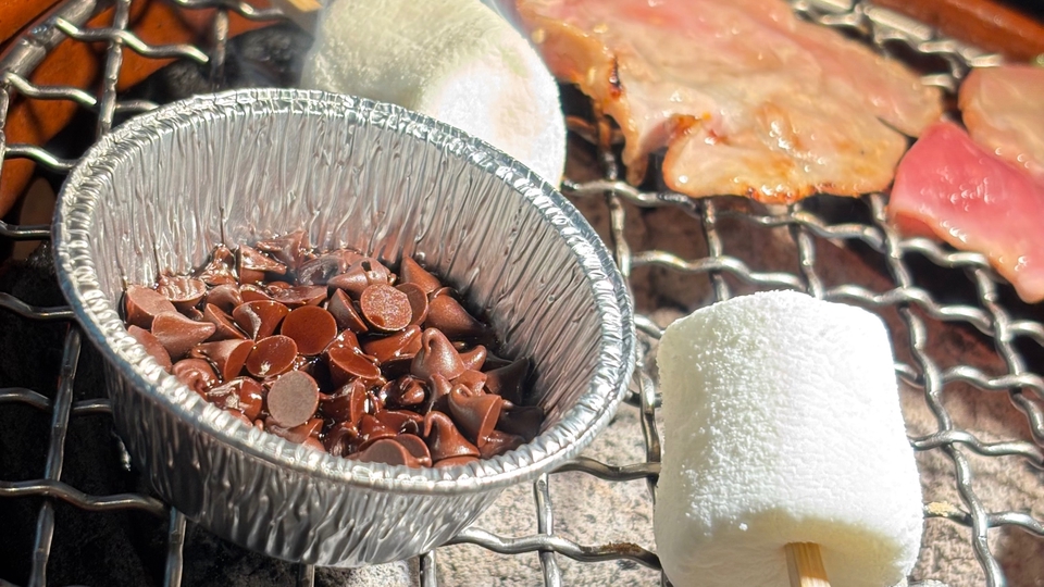 นั่งเงียบๆได้เลยค่ะ