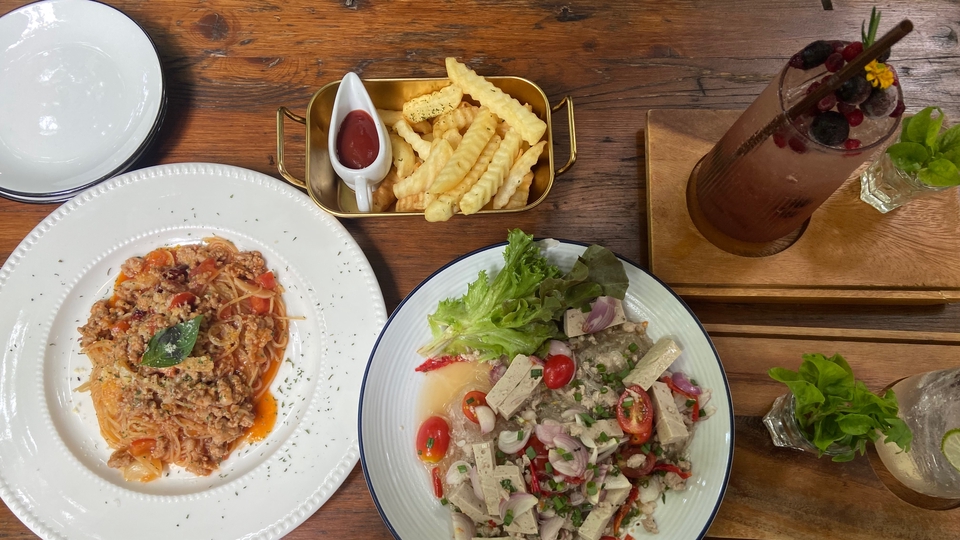 เที่ยว คาเฟ่ กินข้าว ดูหนัง