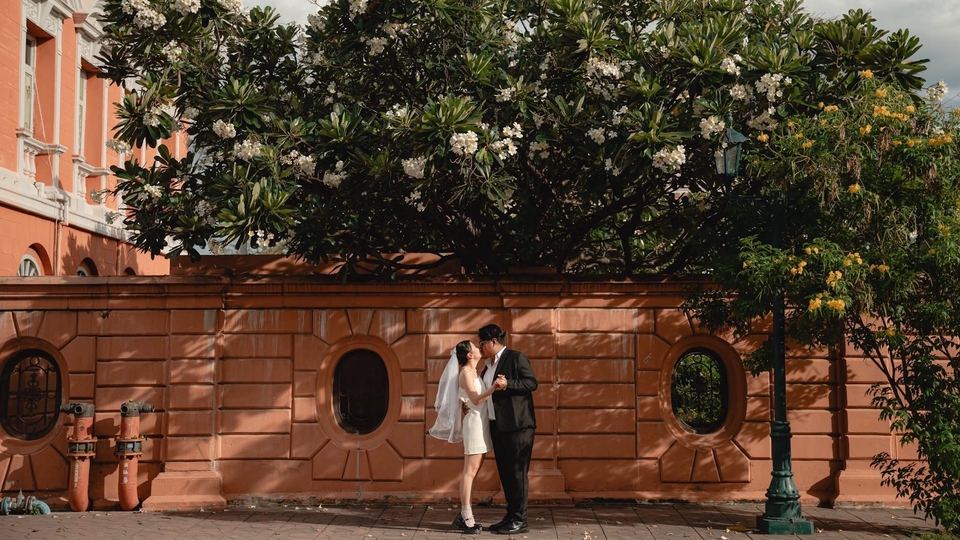 รับถ่ายรูปพรีเวดดิ้ง ช่างภาพแต่งงาน  ภาพถ่ายคู่รัก