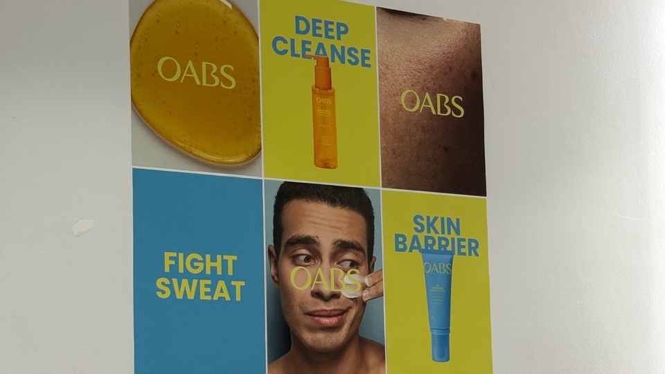 ออกแบบ lifestyle poster ให้เข้ากับธีมอีเว้นท์และ branding 