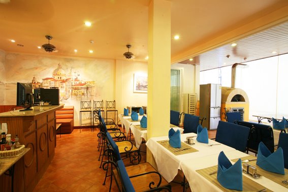 รับรีวิวร้านอาหาร พร้อมรูปภาพสวยงามและบรรยากาศร้าน เหมาะสำหรับบล็อกเกอร์รีวิวอาหารและเน็ตไอดอล