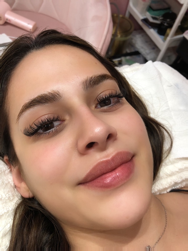 ต่อขนตาปลูกขนตาบริการถึงบ้านสวยธรรมชาติ