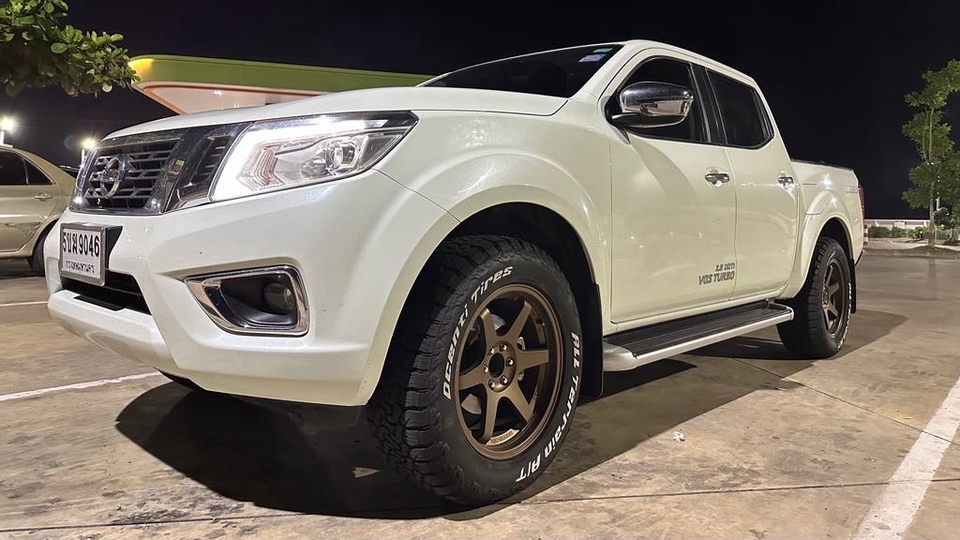 รถกระบะ4ประตู บริการขนย้ายของ เเละรับเหมาออกต่างจังหวัด บริการเหมือนคนในครอบครัวเเน่นอนครับ