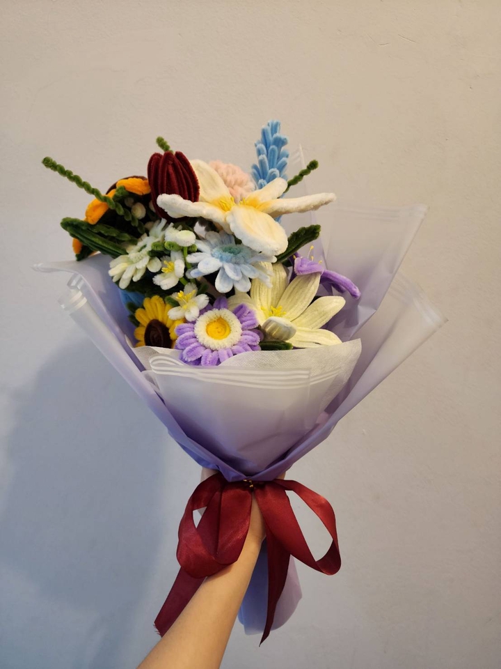 รับทำช่อดอกไม้กำมะหยี่แบบคัสตอม เพียงแค่คุณขอมา เราก็พร้อมรังสรรให้