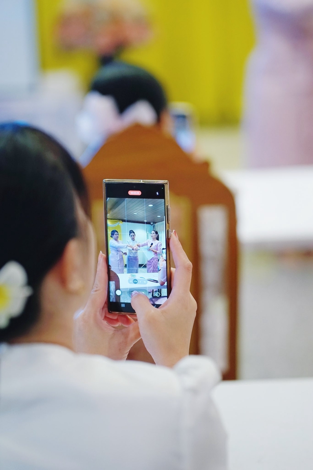 เก็บโมเมนต์แห่งความสุข งานแต่งงาน พิธีกรงานอีเว้นท์ รูปภาพสวยงาม เหมาะสำหรับงานพิธีสำคัญ