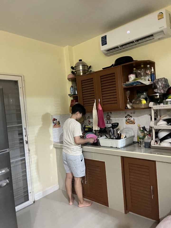 รับดูแลสัตว์เลี้ยงตามบ้าน ดูแลแมวและสุนัข