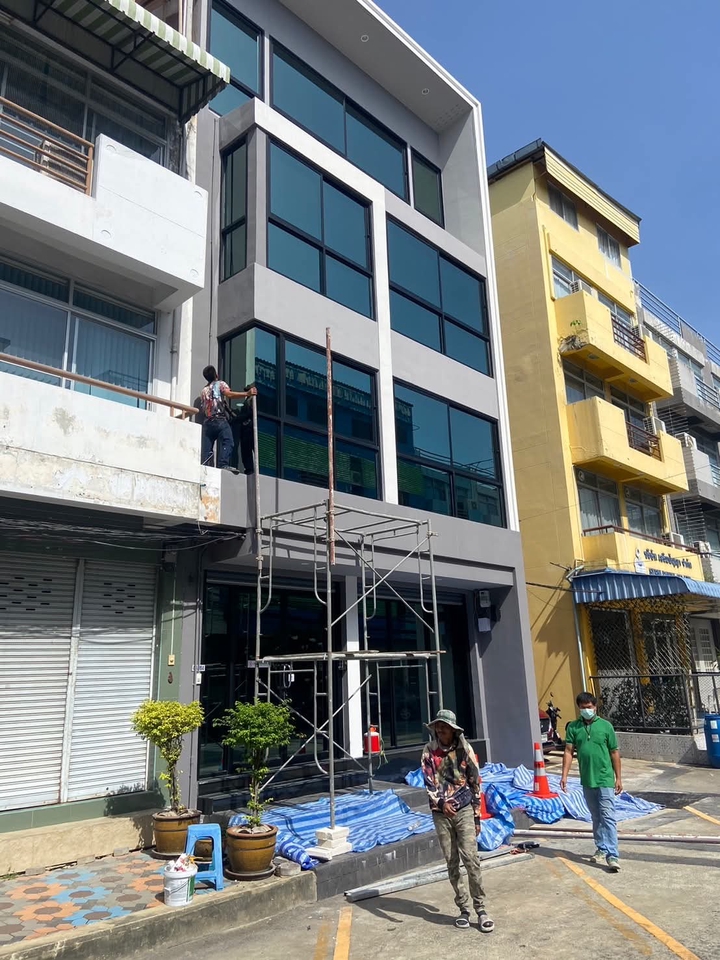 ออกแบบตกแต่งภายในและภายนอก - ออกแบบและรีโนเวท สำนักงานรามคำแหง ซอย 104 - 3