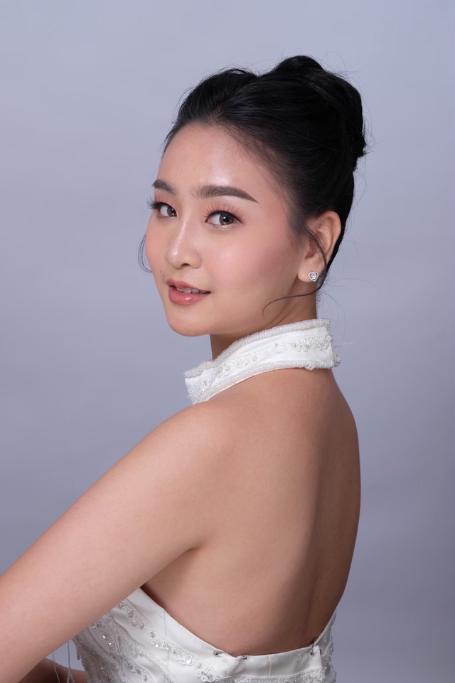 ตัวอย่างนางแบบ