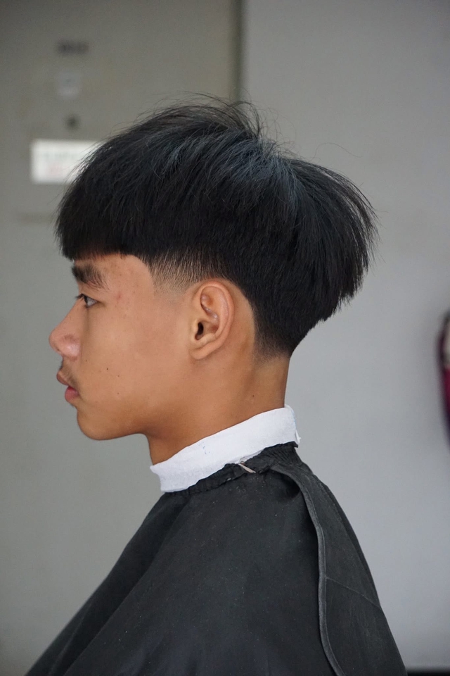 บริการตัดผมนอกสถานที่ ราคาดี ช่างตัดผมที่บ้าน ตัดผม delivery ตัดผมเดลิเวอรี่ ทรงผมยอดนิยม ตัดผมชาย