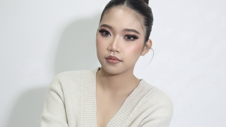ไสตล์สายฝอเข้มสวยแต่ยังมีความหวานค่า
