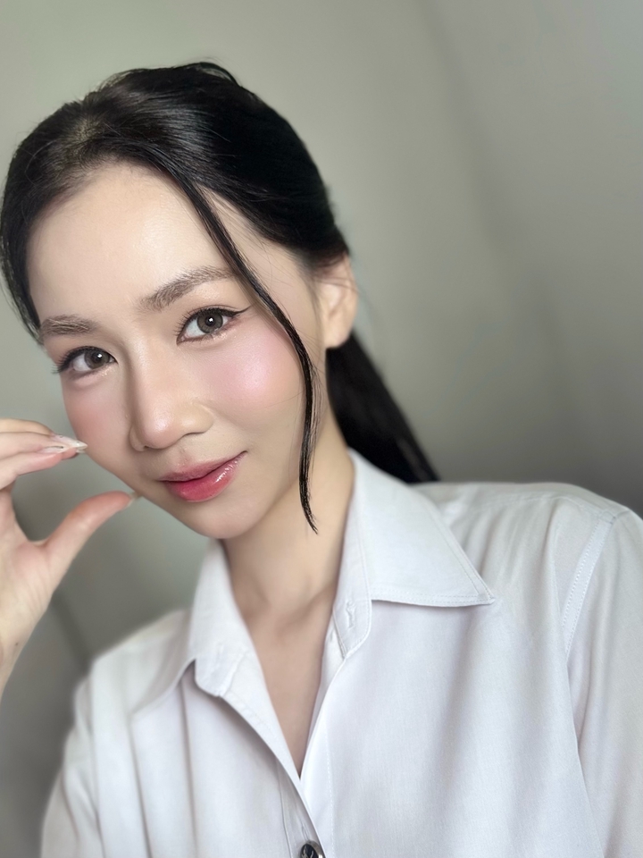แต่งหน้าสไตล์เกาหลีเพิ่มลูกเล่นความน่ารักใสๆแต่ยังคงความสวยไม่ดรอประหว่างวัน