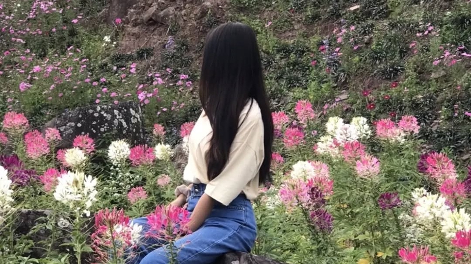 รับรีวิวสินค้า หรือเสื้อผ้าค่ะ มีช่องtiktok