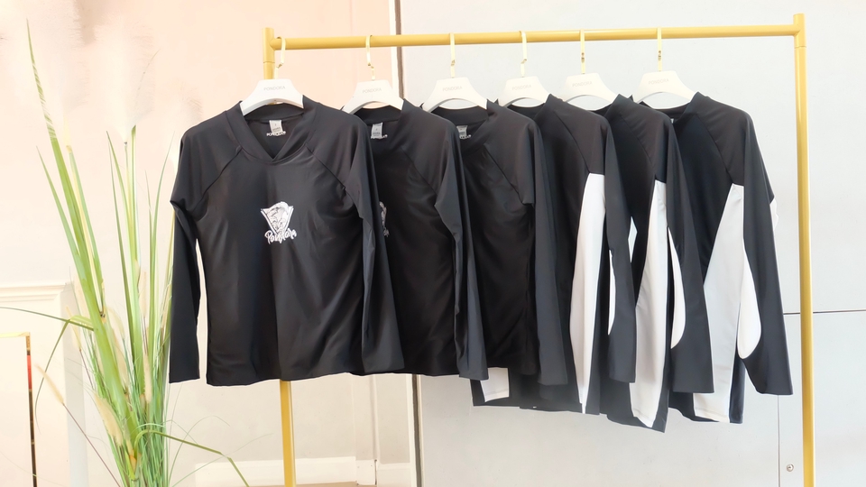 รับผลิตเสื้อผ้าแฟชั่นแบรนด์คุณเอง  โรงงานผลิตเสื้อผ้าคุณภาพ