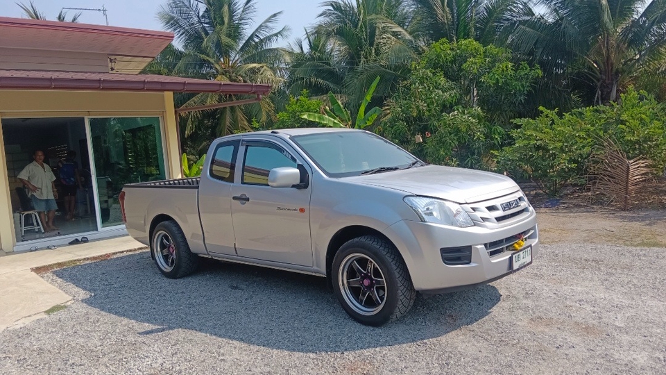 มีรถอยากใช้ให้เกิดประโยนช์