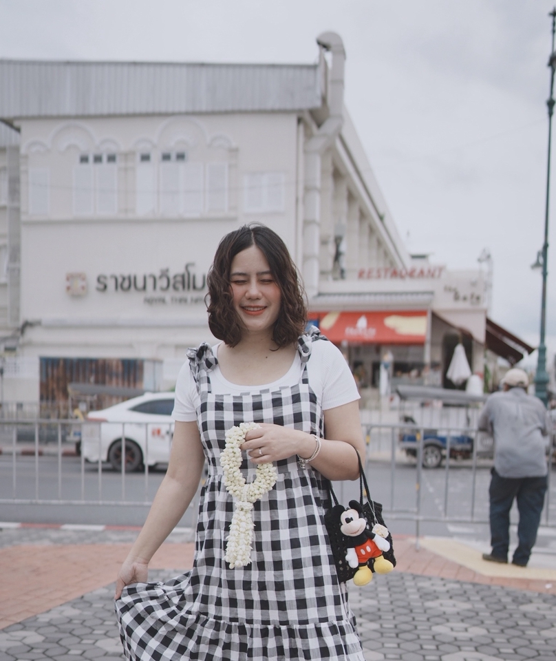 รับจ้างทำบุญไหว้พระ ใส่บาตรดอกมะลิ