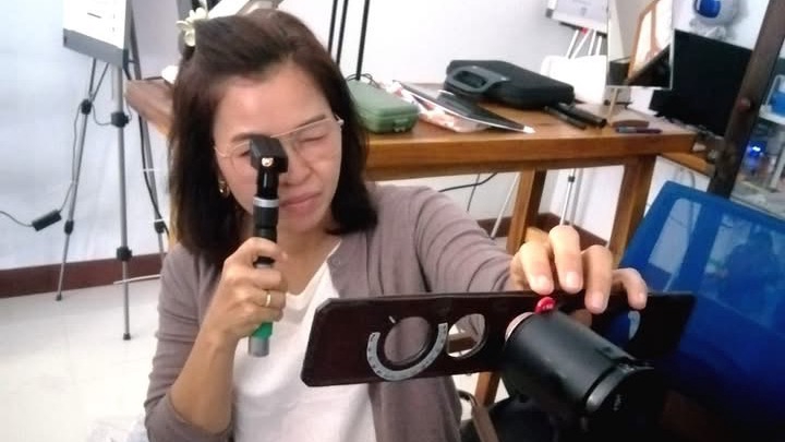 รับตัดแว่นสายตานอกสถานที่