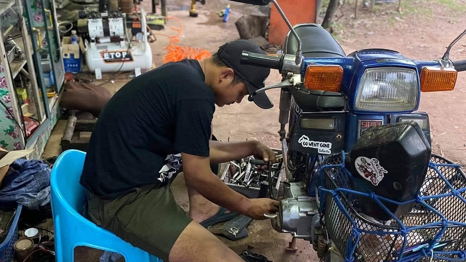 หาช่างซ่อมยามดึกให้คิดถึงผม
บริการซ่อมมอไซค์เครื่องใช้ไฟฟ้า24ชม.