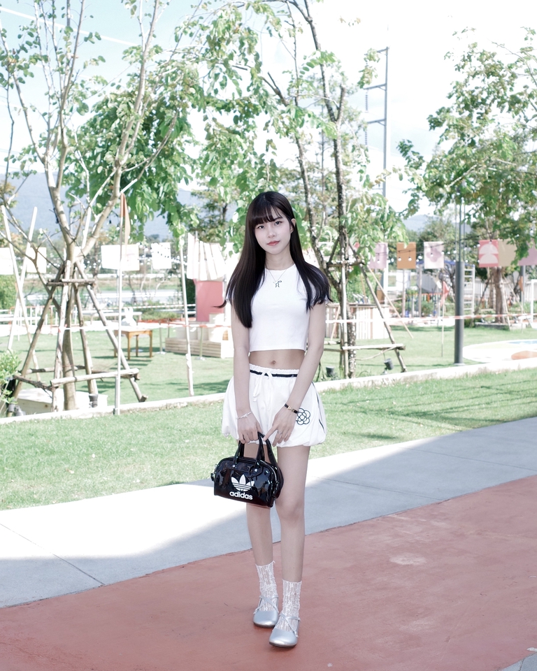 เน็ตไอดอลรีวิวสินค้า จ้างรีวิวสินค้า รีวิวสินค้าสวยๆ