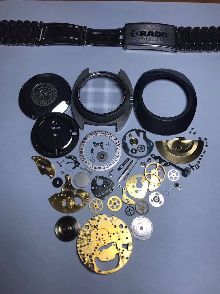 ซ่อมนาฬิกาRADO บริการเปลี่ยนอะไหล่ ล้างเครื่อง