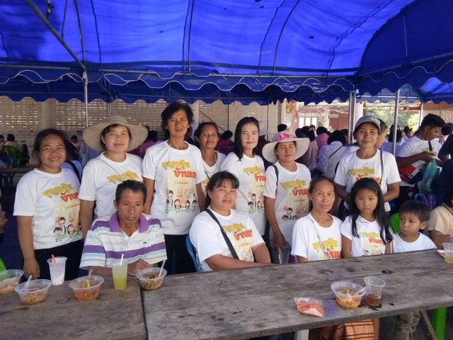 สกรีนเสื้อผ้า - เสื้อยืด บุญกฐิน งานบุญ สายบุญ ครอบครัว ใส่ไปทำบุญ - 11