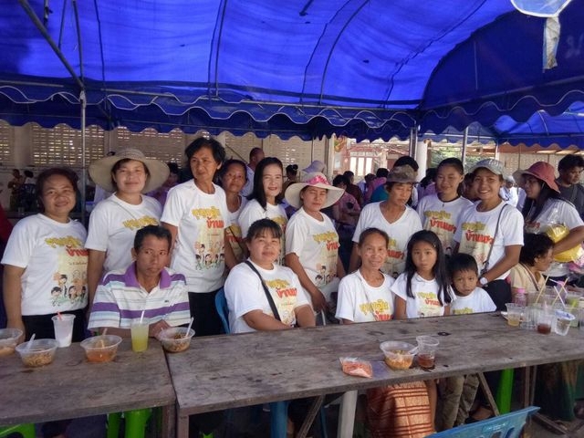 สกรีนเสื้อผ้า - เสื้อยืด บุญกฐิน งานบุญ สายบุญ ครอบครัว ใส่ไปทำบุญ - 12