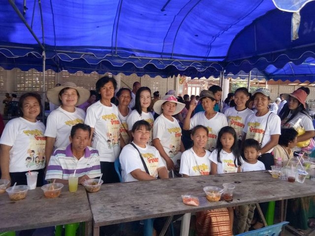 สกรีนเสื้อผ้า - เสื้อยืด บุญกฐิน งานบุญ สายบุญ ครอบครัว ใส่ไปทำบุญ - 3