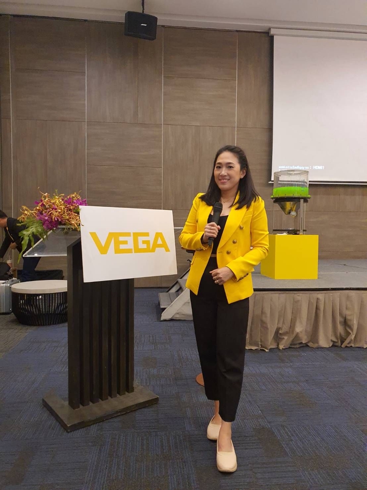 งานพิธีกร งานสัมมนา บริษัท vega