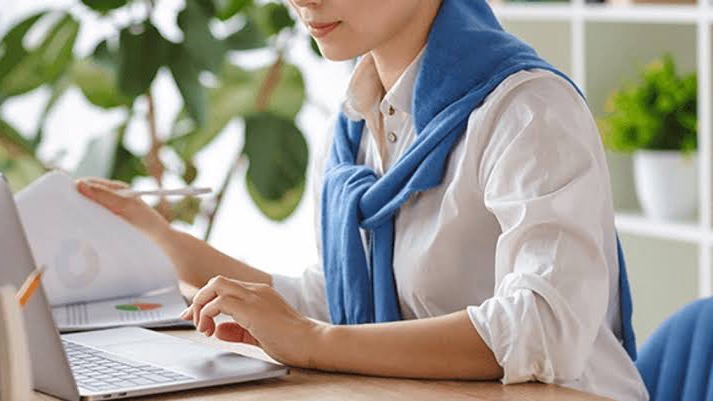 หางานแอดมินตอบแชท มีประสบการณ์เป็นแอดมินตอบแชทและการเงิน 2 ปี
มีโน๊ตบุ๊ค WFH