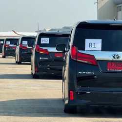 เช่ารถพร้อมคนขับSiameseStarLux