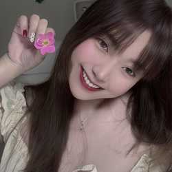 Nisha Vajrakhanarnon