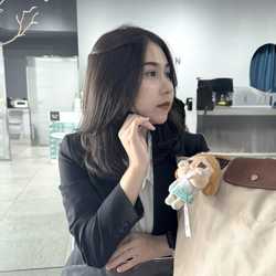 ทนายออม