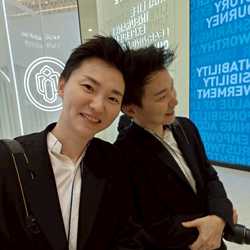 อนันตสร บุ้ง