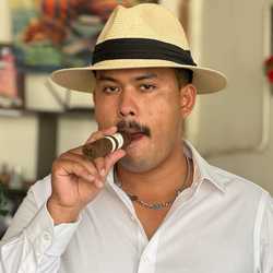 บุญทิ้งโซฟามือ1พร้อมส่ง