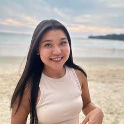 รัชนีกร