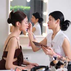 NNN MAKEUP STUDIO