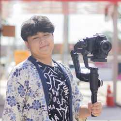 ธีรวุฒิ ยอดกลาง
