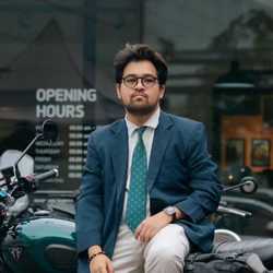 Max Sittisake Raderoom