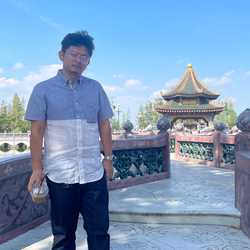 Thiving Decorative Design