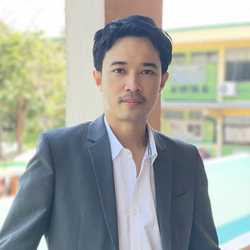 พงศธร ศรีเมือง