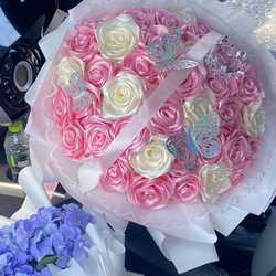 อิงฟ้า ดอกไม้ริบบิ้น