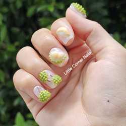 Little Corner Nails