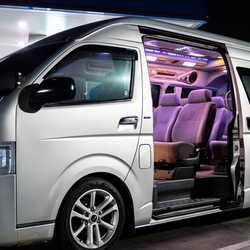 รถตู้VIP เช่าเหมา อ๊อด