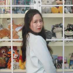 ใหม่ อุษณีย์